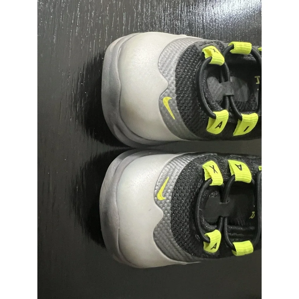 Nike Air Max Axis‎ Black/Volt/Grey Toddler Shoes AH5224-012 Size 5C